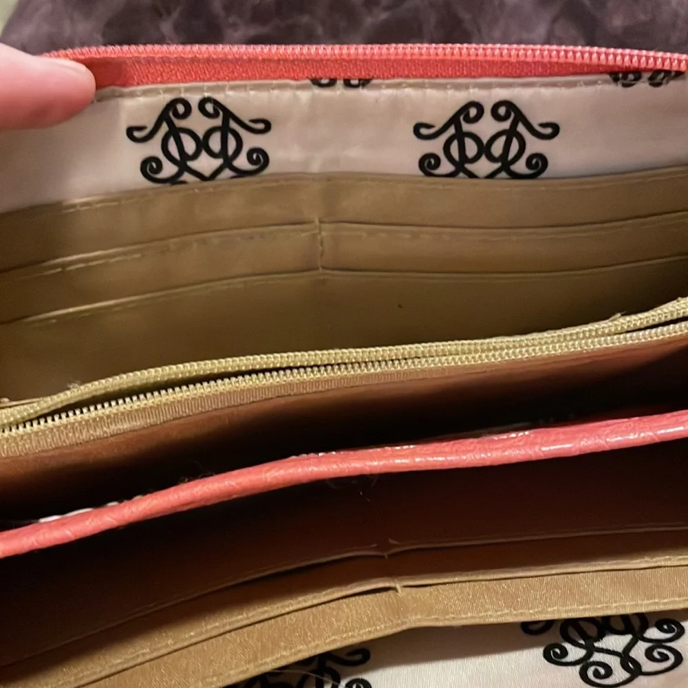 Jessica Simpson Wallet - Picture 5 of 8